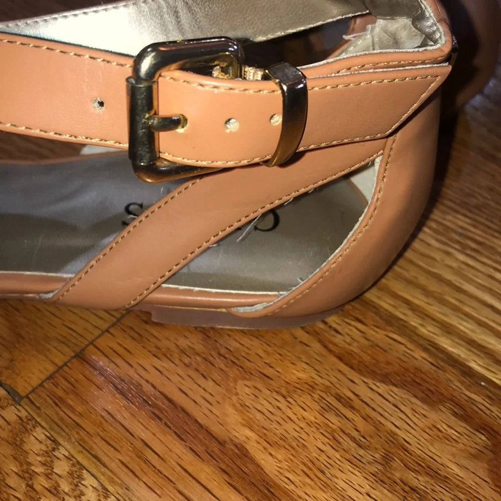 GUESS JEANS Logo hardware denim Jeans look flat Mary Jane shoes 10